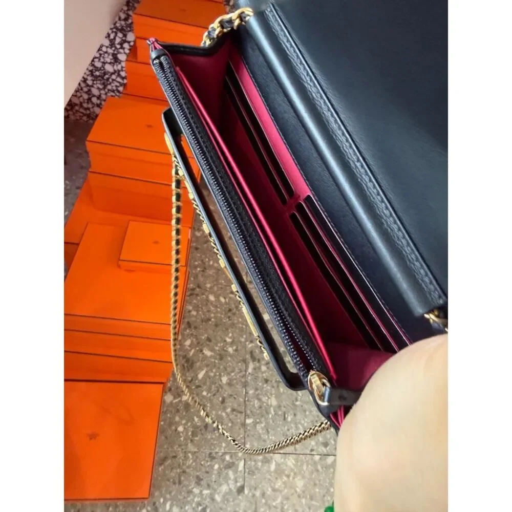 Chanel Women Pre-Loved Bag Very Good Condition